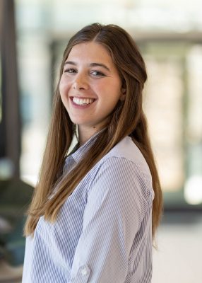 Headshot of Caroline Holdren.